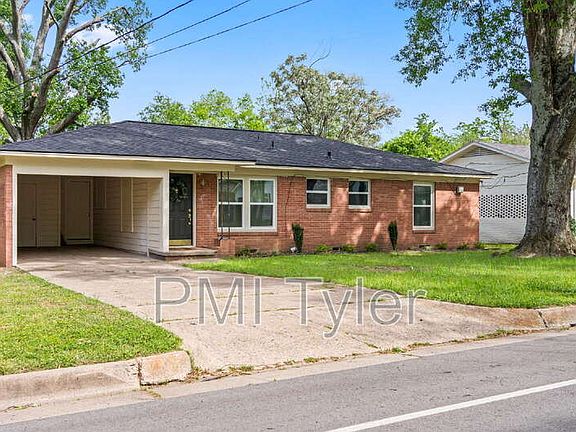 2nd image of 722 S Palmer Ave