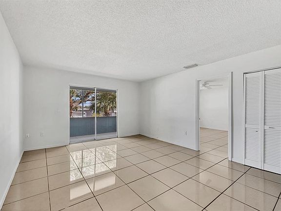 5th image of 5503 FOUNTAIN LAKE CIRCLE #A204