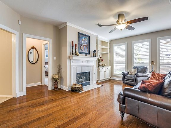 5th image of 1222 Delmont Ct