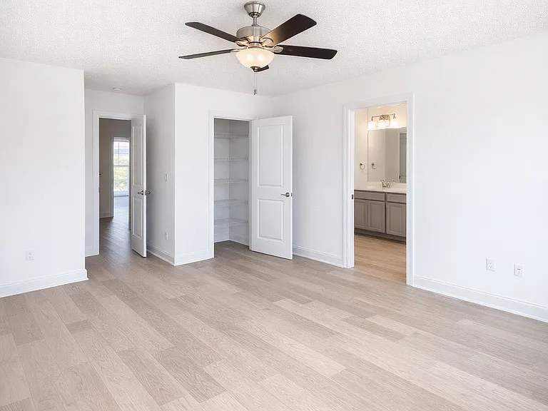 9147 Rolling Stone Way — Photo 13