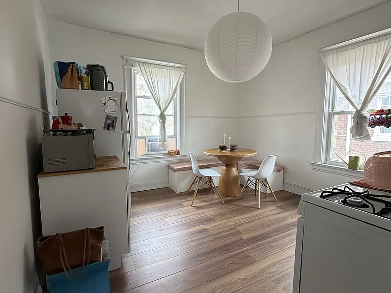 104 Sterrett Ave #2 — Photo 4