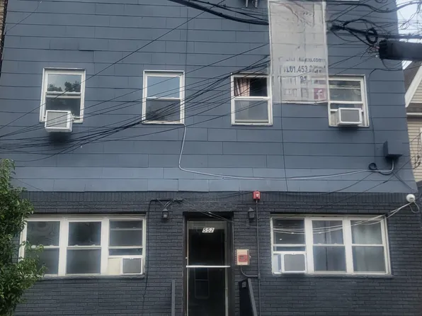 552 38th St APT 2, Union City, NJ 07087