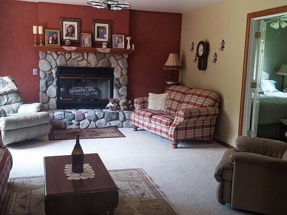 3rd image of 6317 Tamara Dr
