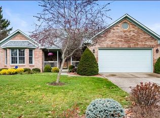 10322 Forest Creek Dr, Indianapolis, IN 46239