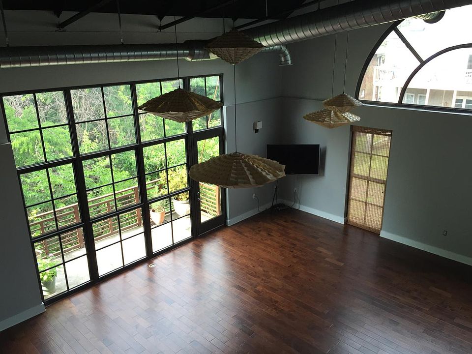 Tons of natural light!