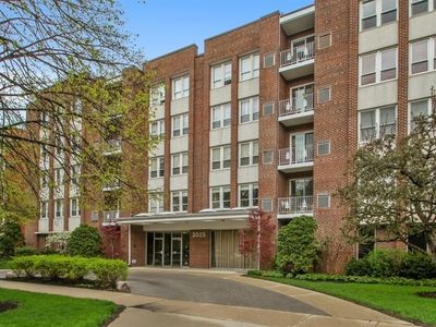 2025 Sherman Ave APT 304, Evanston, IL, 60201