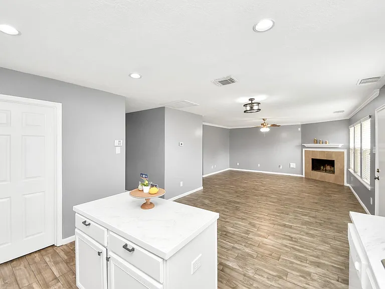 19215 Terra Forest Ct — Photo 22