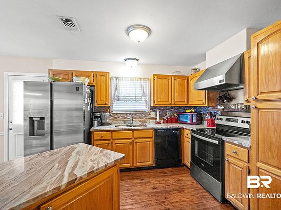 5th image of 1192 Ridgewood Dr