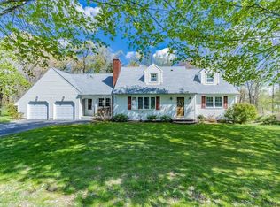 13 Pidgeon Dr, Wilbraham, MA 01095