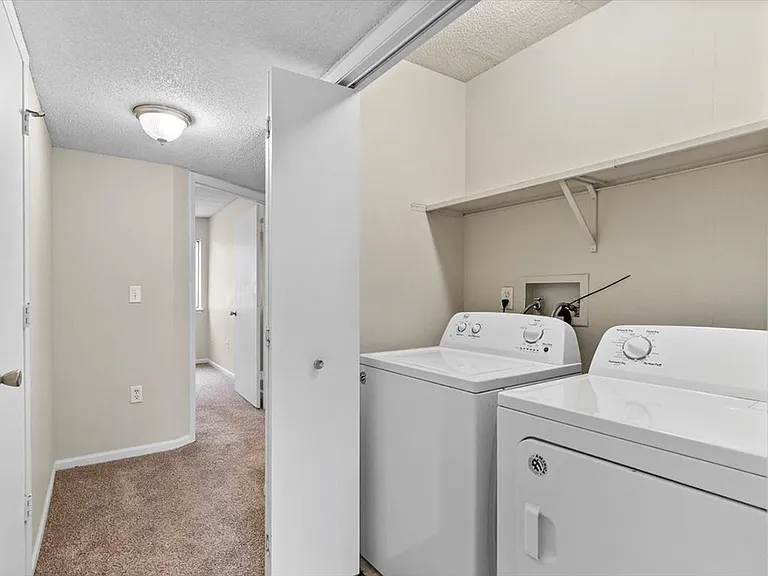 Washer & Dryer (in select homes)