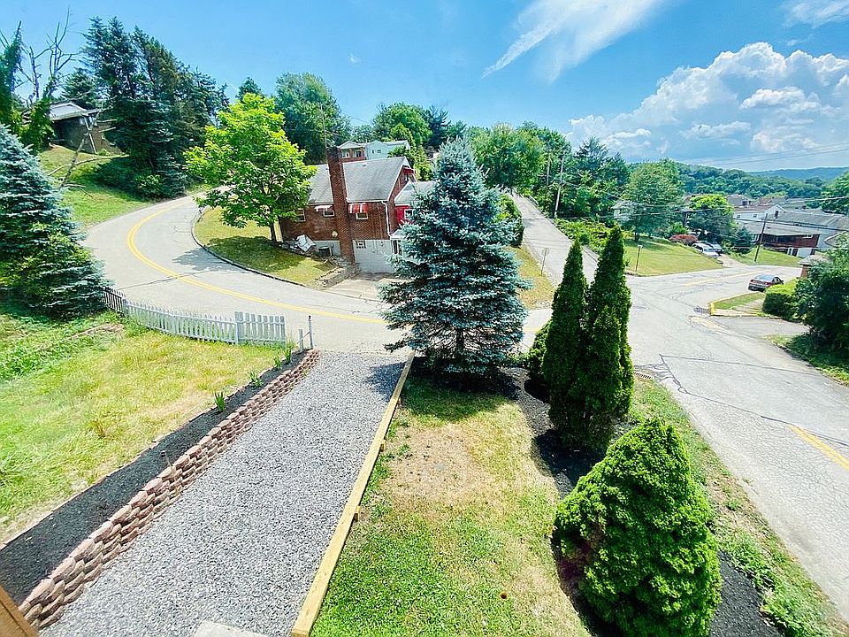 Front yard 