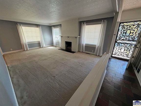 4th image of 16 Hudson Ave