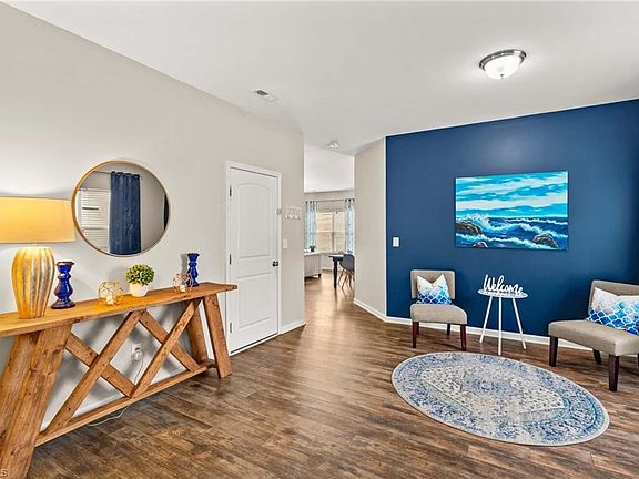 4th image of 507 Oak Brook Dr