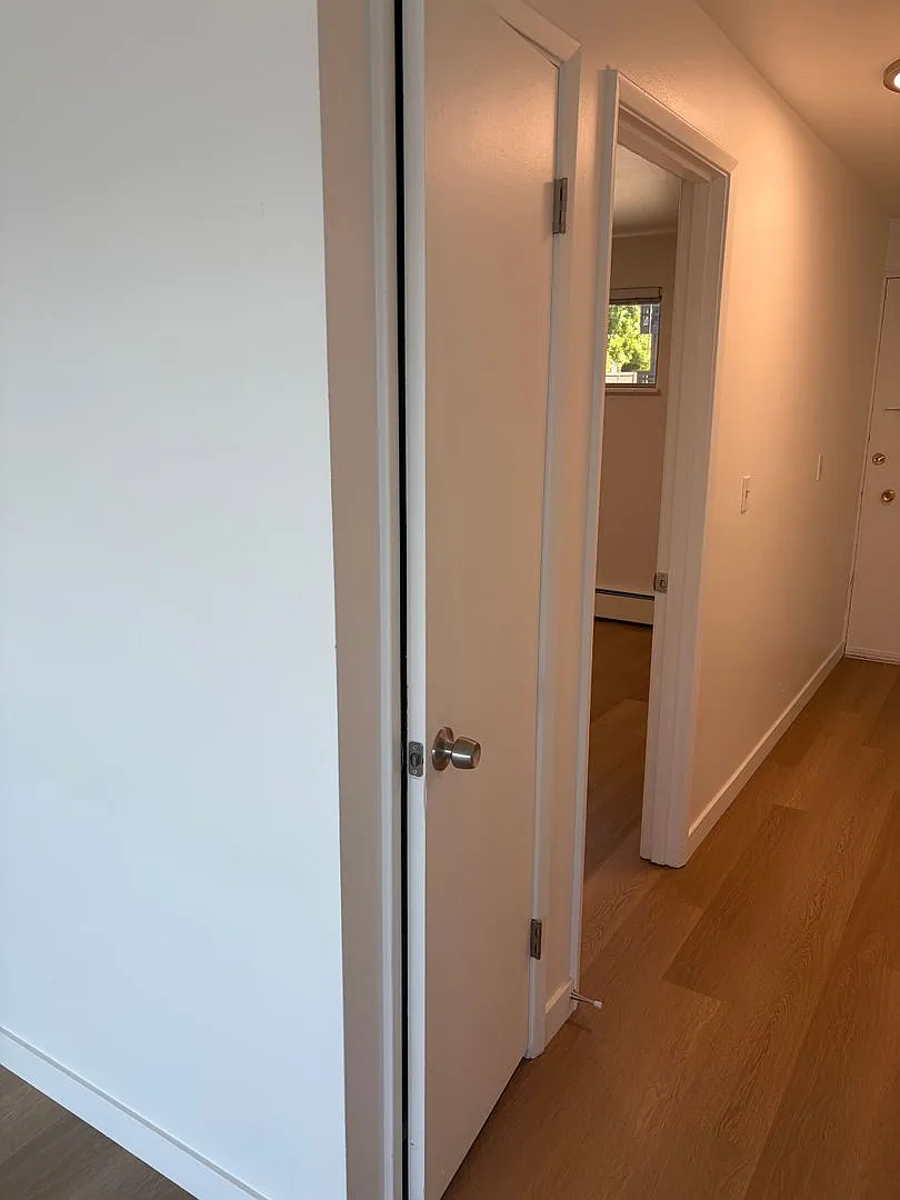 2nd and Lake Apartments — Photo 4