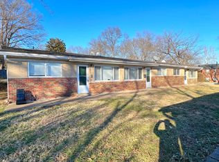 745 Le Pere Ave, Saint Louis, MO 63132