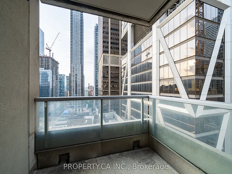 35 Balmuto St #1804 — Photo 28