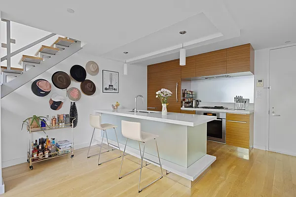 Sold by Compass | media 1