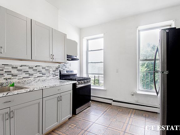 2nd image of 98 Malcolm X Blvd APT 3R