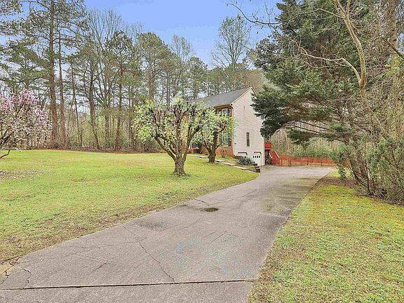 2nd image of 295 Brandon Mill Cir