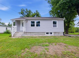 474 W 9th St, Neoga, IL 62447