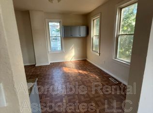 1310 W Scott St, Milwaukee, WI 53204