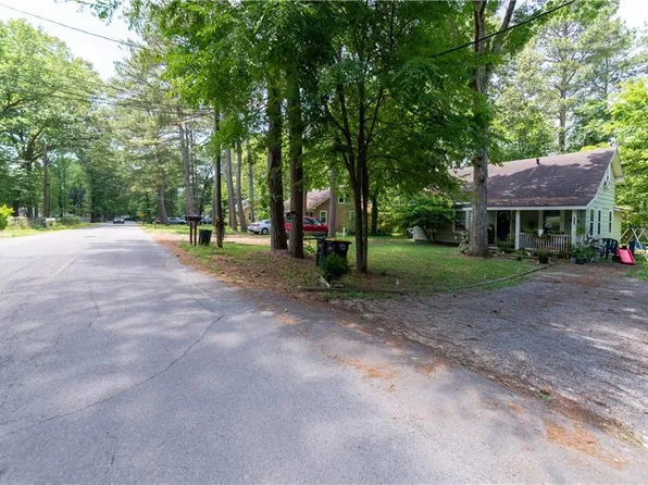 223 Addington Dr NW, Rome, GA 30165