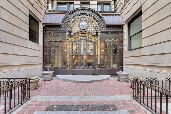 Sold by Corcoran | media 12