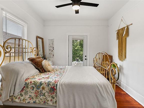 5th image of 2622-24 General Pershing St