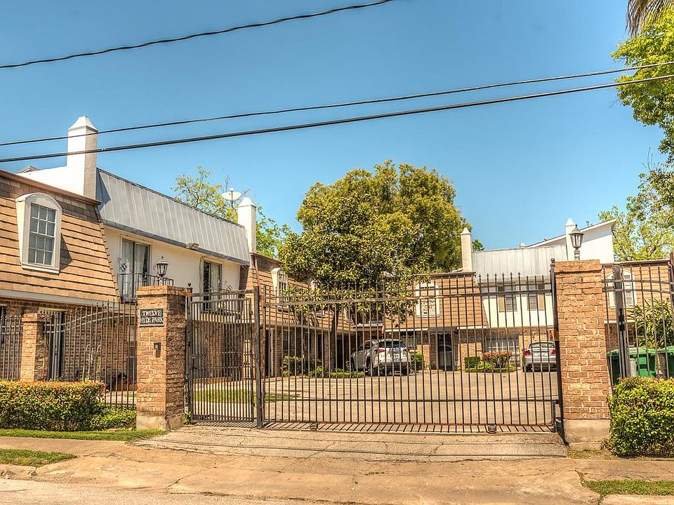 1st image of 12 Hyde Park Blvd Unit 6