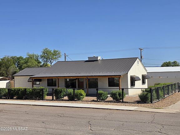 2nd image of 193 E 6th St