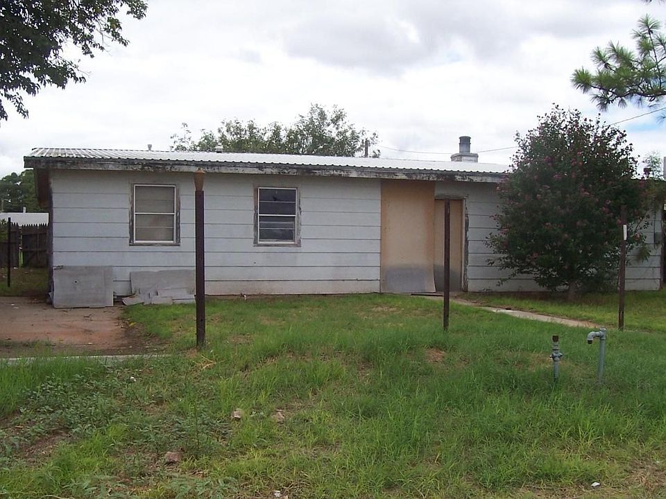 2nd image of 611 E 20th St