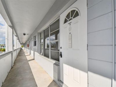 4300 58th St N APT 1907, Kenneth City, FL, 33709
