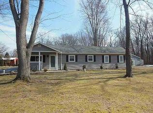 9730 Summerfield Rd, Temperance, MI 48182