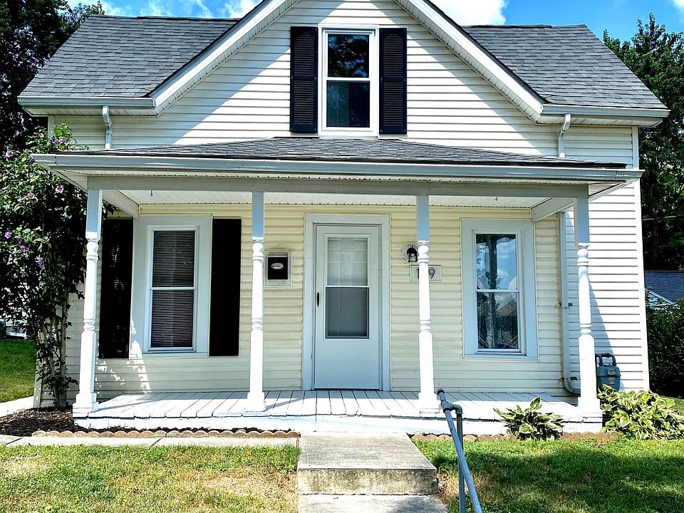 1st image of 139 N Cedar Ave