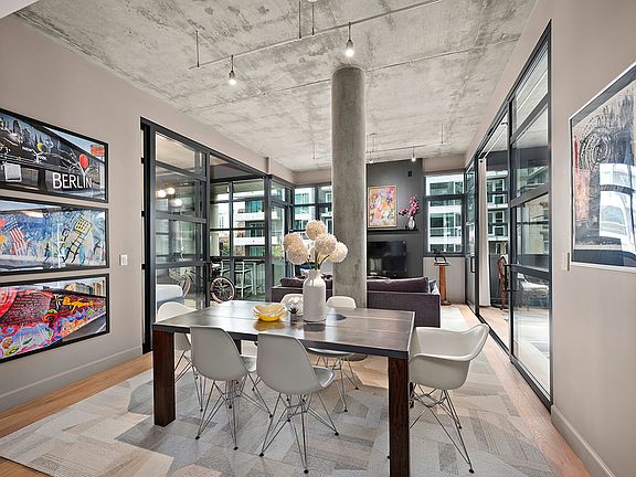 4th image of 527 10th Ave Unit 314