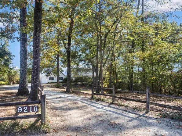 9218 Catalpa Ct, Saint Francisville, LA 70775