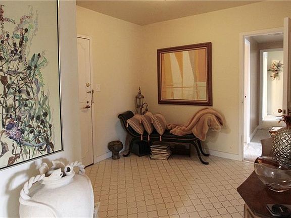 4th image of 1 Bratenahl Pl APT 302