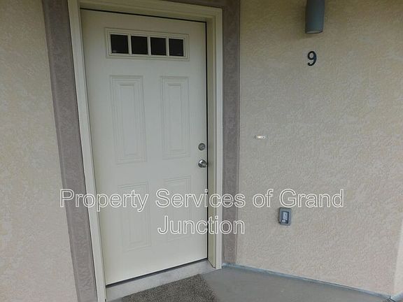 2nd image of 668 Brookwillow Dr #9