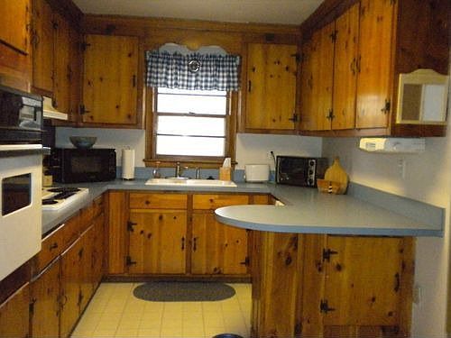 3rd image of 128 Nicewood Dr