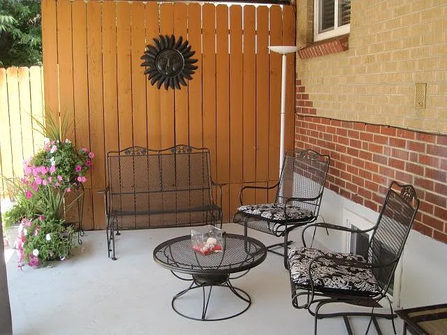 5395 S Crocker St — Photo 3