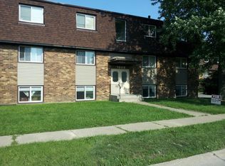 3908 25th St APT 3, Moline, IL 61265