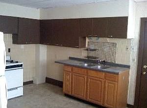 2nd image of 933 Boone St