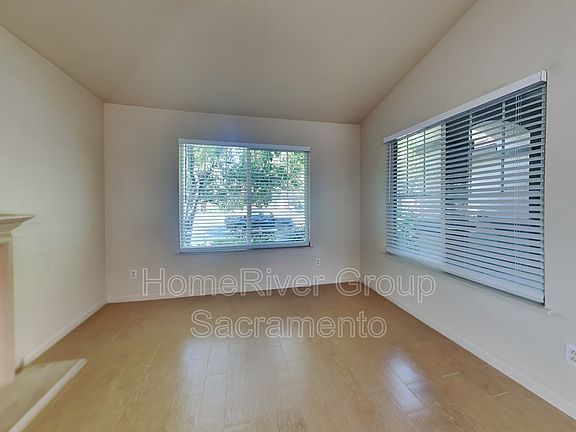 4th image of 5685 Bridgecross Dr