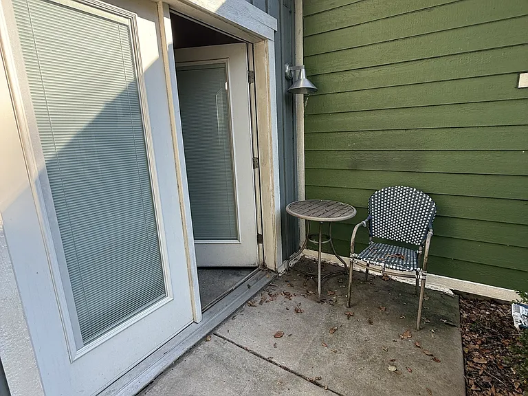 525 K St SW — Photo 32
