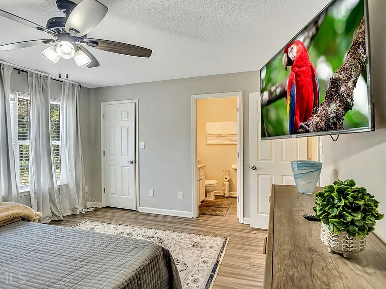 7269 Crestside Dr — Photo 16