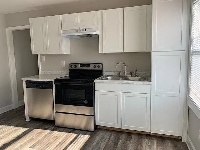 407 Deck St #A — Photo 7