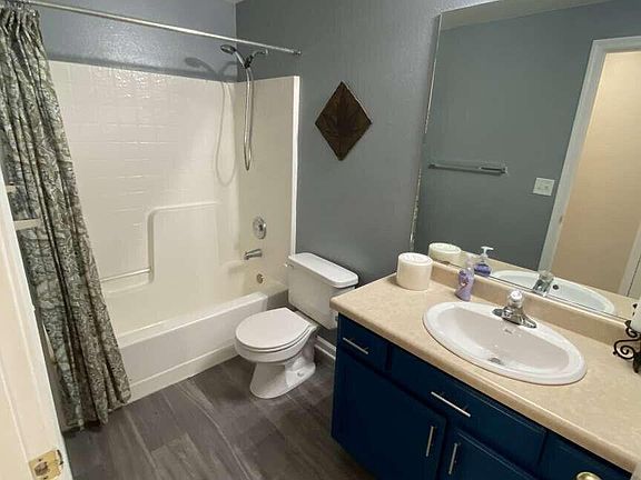 5th image of 621 Keppel St