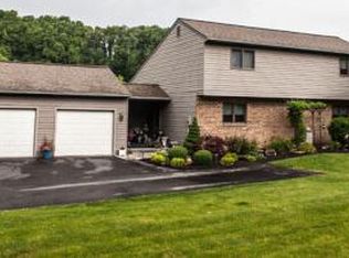 1155 Rawlinsville Rd, Willow Street, PA 17584