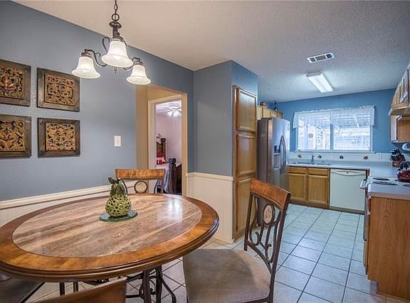 5th image of 5020 Cedar Springs Dr