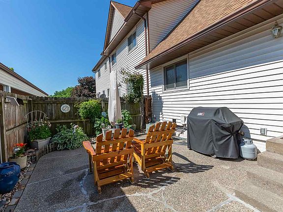 5th image of 4717 11th St #11